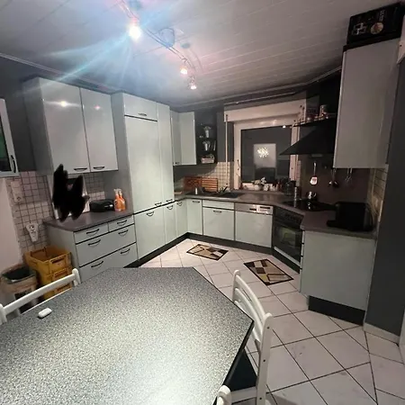 Benk 24h Nr 1 Perfekt Fuer Bis Zu 6 Personen * Hofheim am Taunus