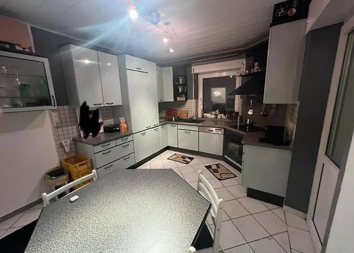 Benk 24h Nr 1 Perfekt Fuer Bis Zu 6 Personen * Hofheim am Taunus